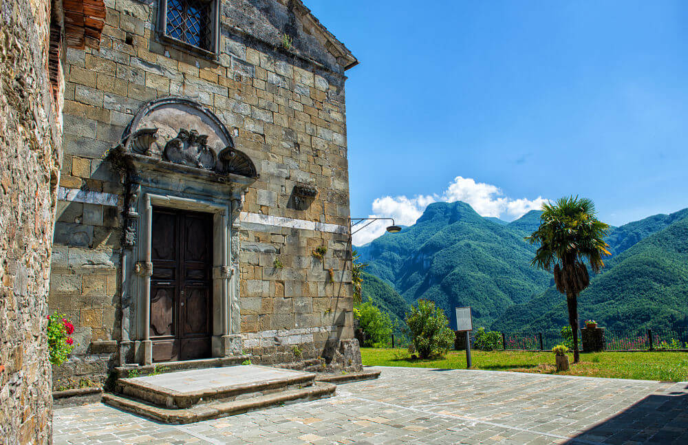 Image of the chapel at Monte dei Bianchi